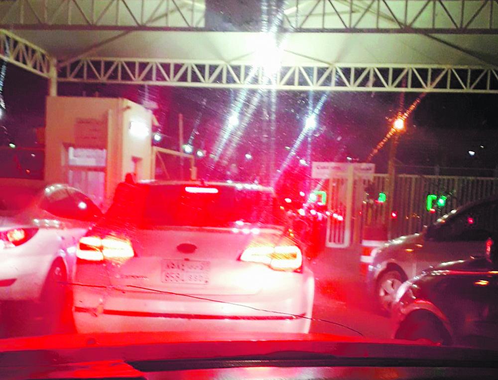 مطالبات بتطوير «العبور» في منفذ الخفجي