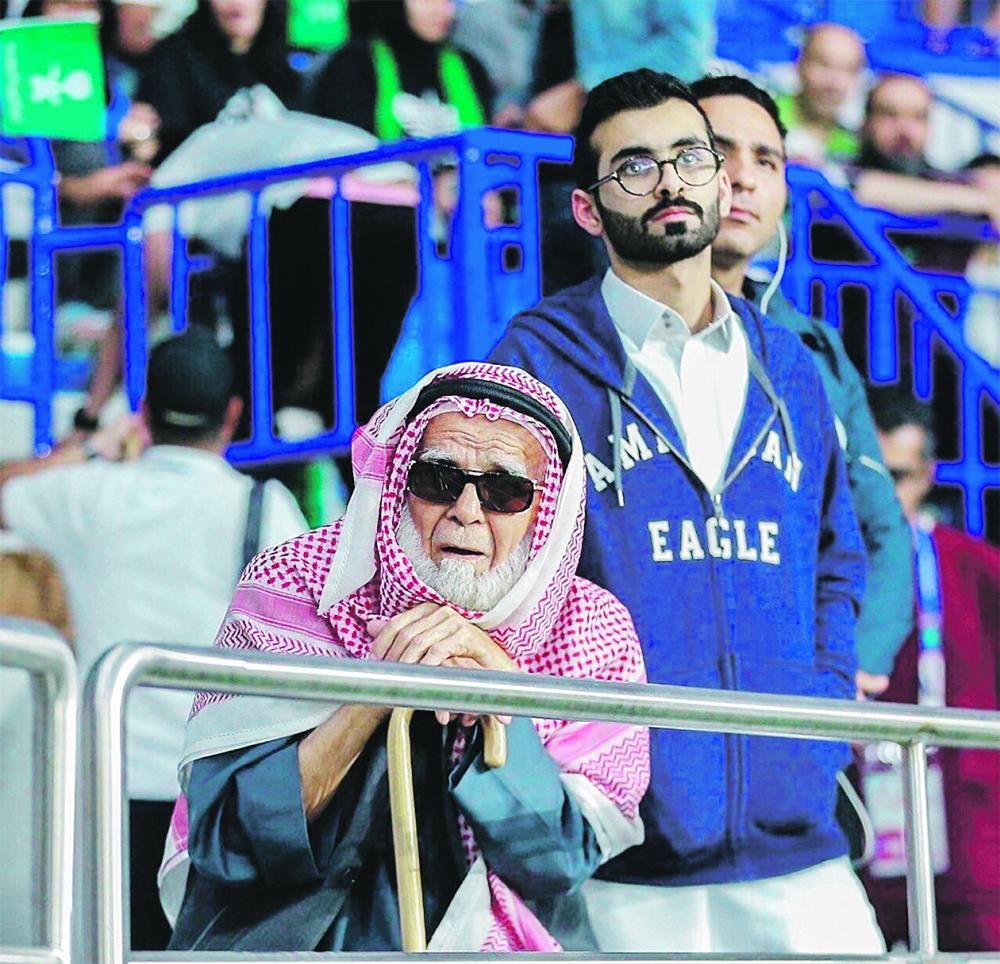 طول العمر خلفك يا «وطن»