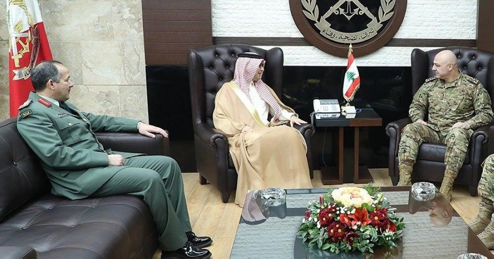 السفير بخاري يلتقي قائد الجيش اللبناني
