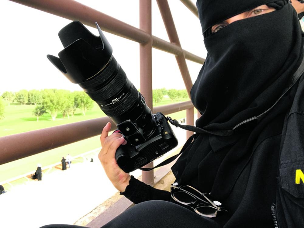 الفوتوغرافية سليس: المجاملات واللايكات الوهمية لا تصنع فنا