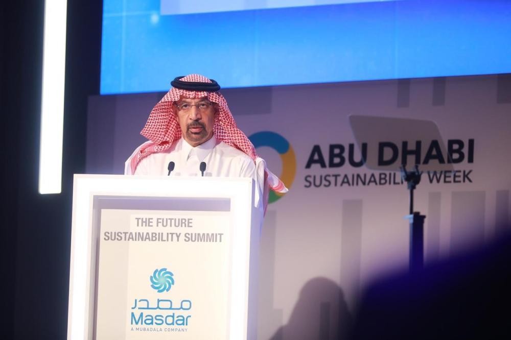 «الفالح»: طرح 12 مشروعًا للطاقة المتجددة في 2019