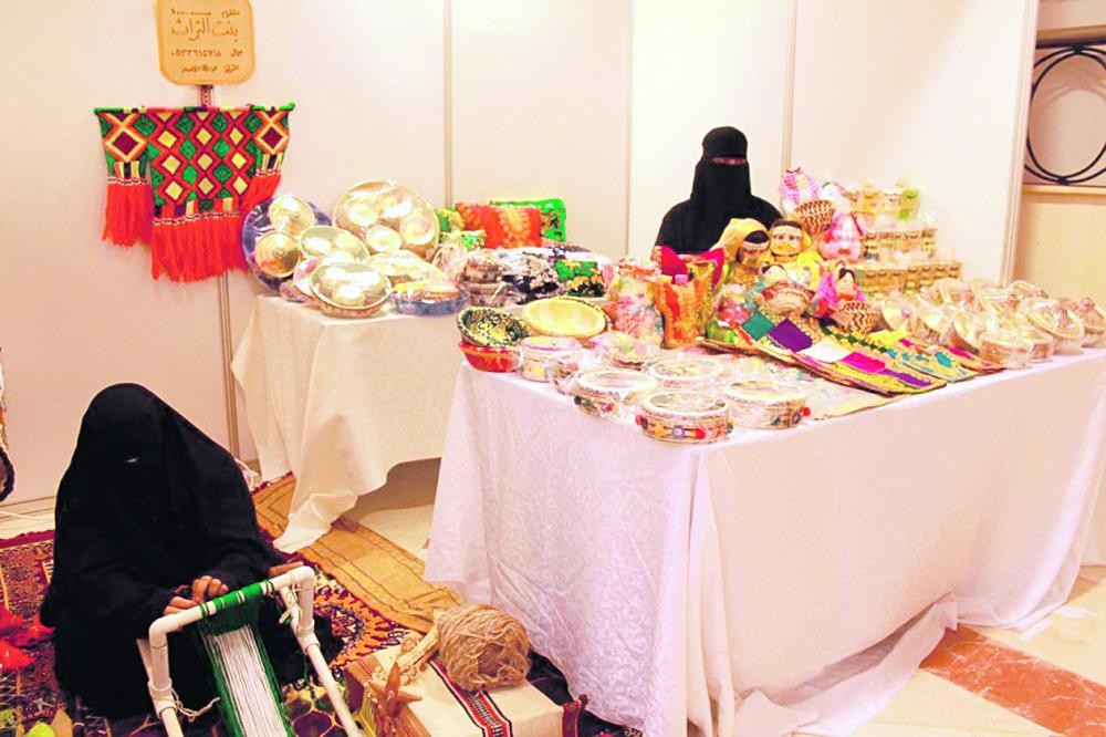 بر الأحساء تشارك في «إشراقات يدوية»
