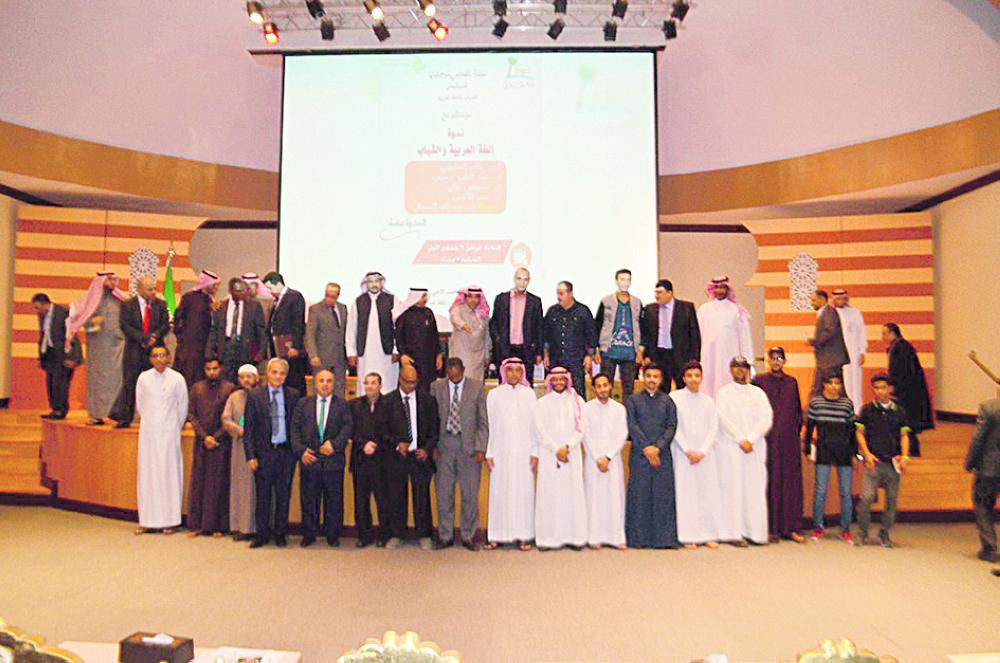 الأخطاء اللغوية تنال من أطروحات الدكتوراة في الجامعات
