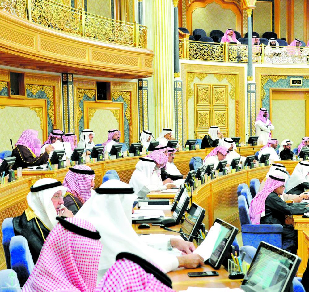 تطوير الخطوط الحديدية تحت قبة «الشورى»