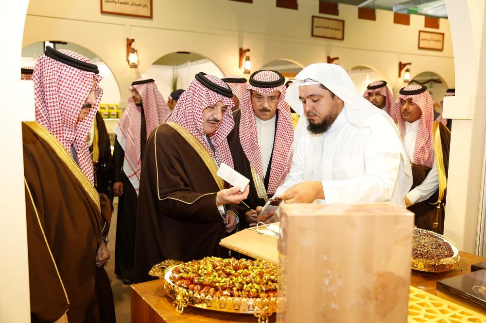 أمير الشرقية يدشن مهرجان 