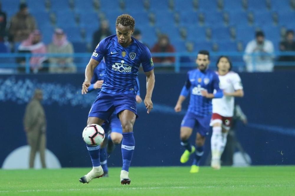 الهلال يقلب النتيجة على الفيصلي ويتأهل إلى ربع النهائي