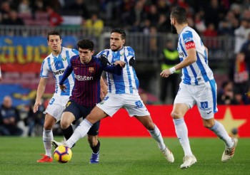 «ميسي» يقود «برشلونة» للثأر من «ليجانيس»