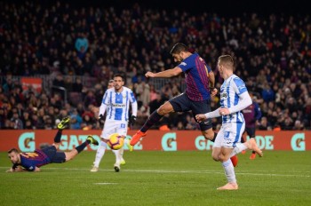 «ميسي» يقود «برشلونة» للثأر من «ليجانيس»
