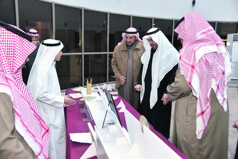تدشين معرض «الخط والإملاء» بالأحساء