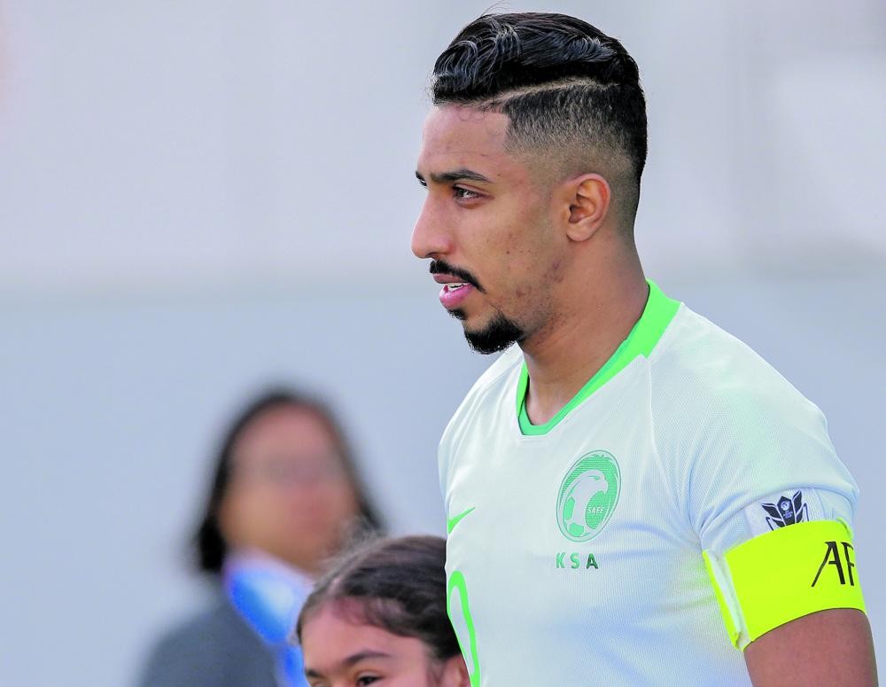 لاعبو المنتخب: نعتذر للجماهير السعودية