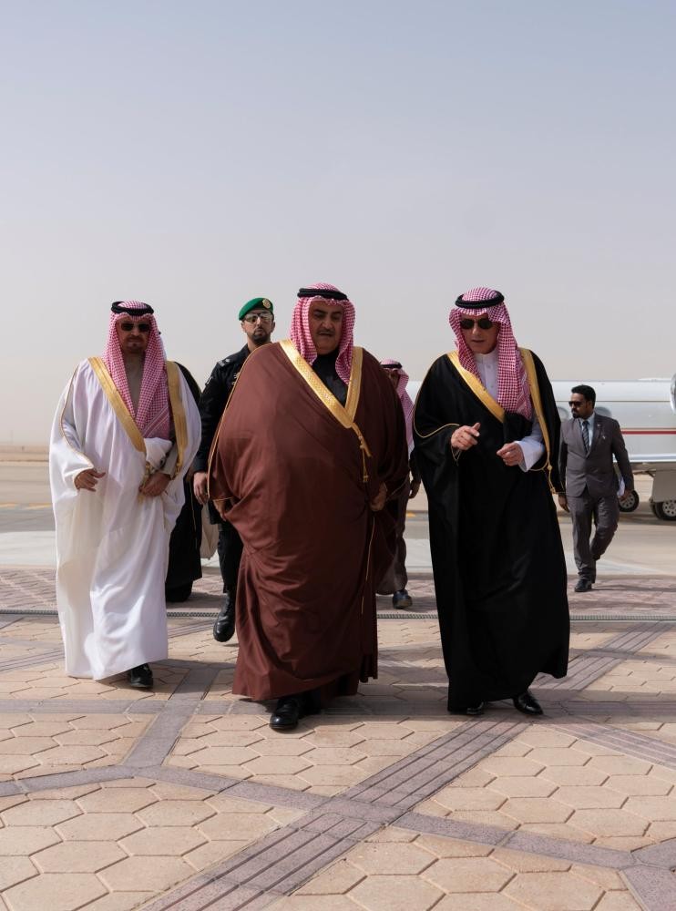 وزير خارجية البحرين يصل الرياض