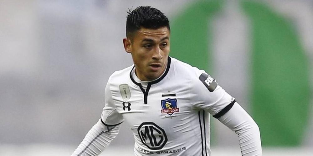 «الأهلي» يدعم صفوفه بالتشيلي «بايزا»