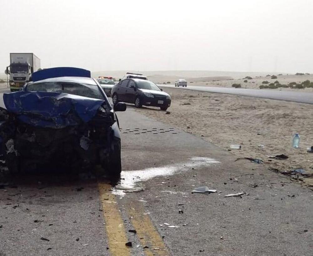 بالصور .. حادث مروع يحصد أرواح 5 أشخاص بالأحساء