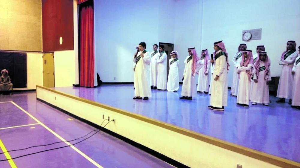 60 طالبا يبدعون في الاحتفاء باللغة العربية