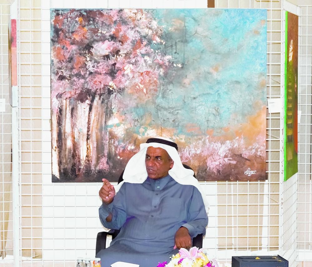 «لمسات» يختتم فعالياته بـ95 عملا فنيا