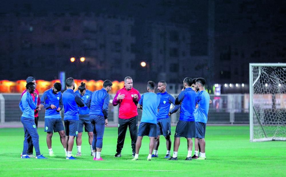 المحترفون الجدد يدعمون الفتح قبل الهلال