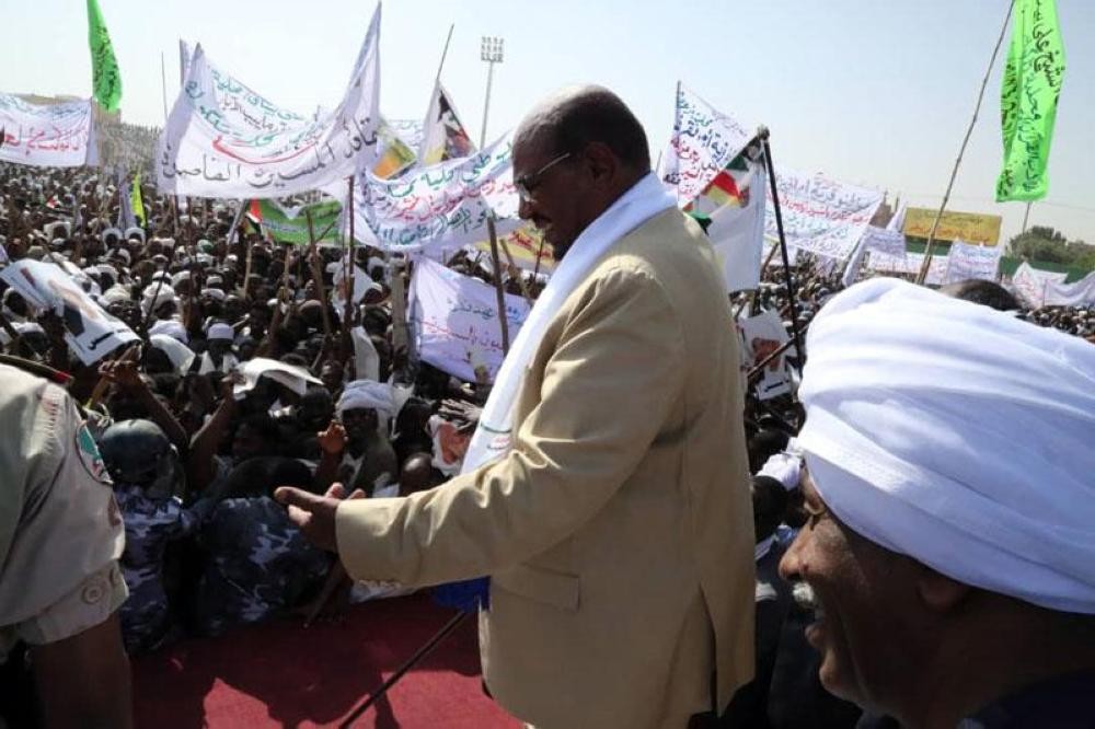 السودان تعلن فتح الحدود والمعابر مع إريتريا