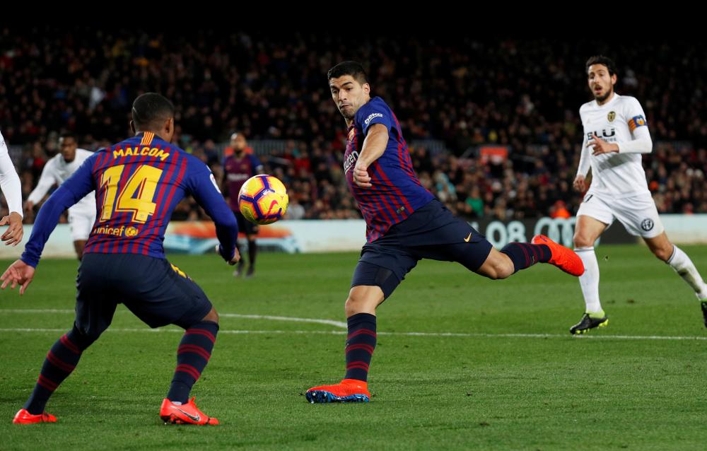 «برشلونة» يتعادل بصعوبة مع «فالنسيا»