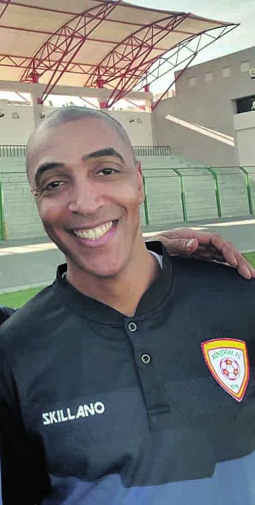 النخلي: النجوم يسير بالطريق الصحيح