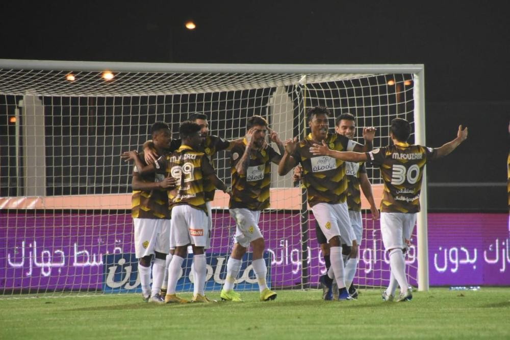 «أحد» يحقق فوزاً مهمًا على «الاتفاق» 