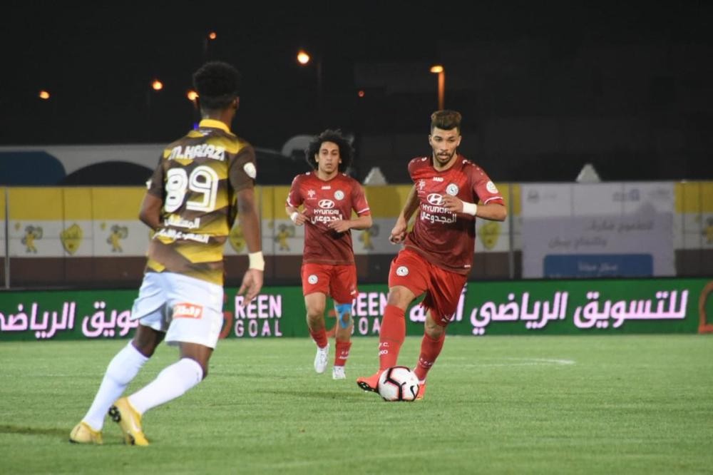 «أحد» يحقق فوزاً مهمًا على «الاتفاق» 