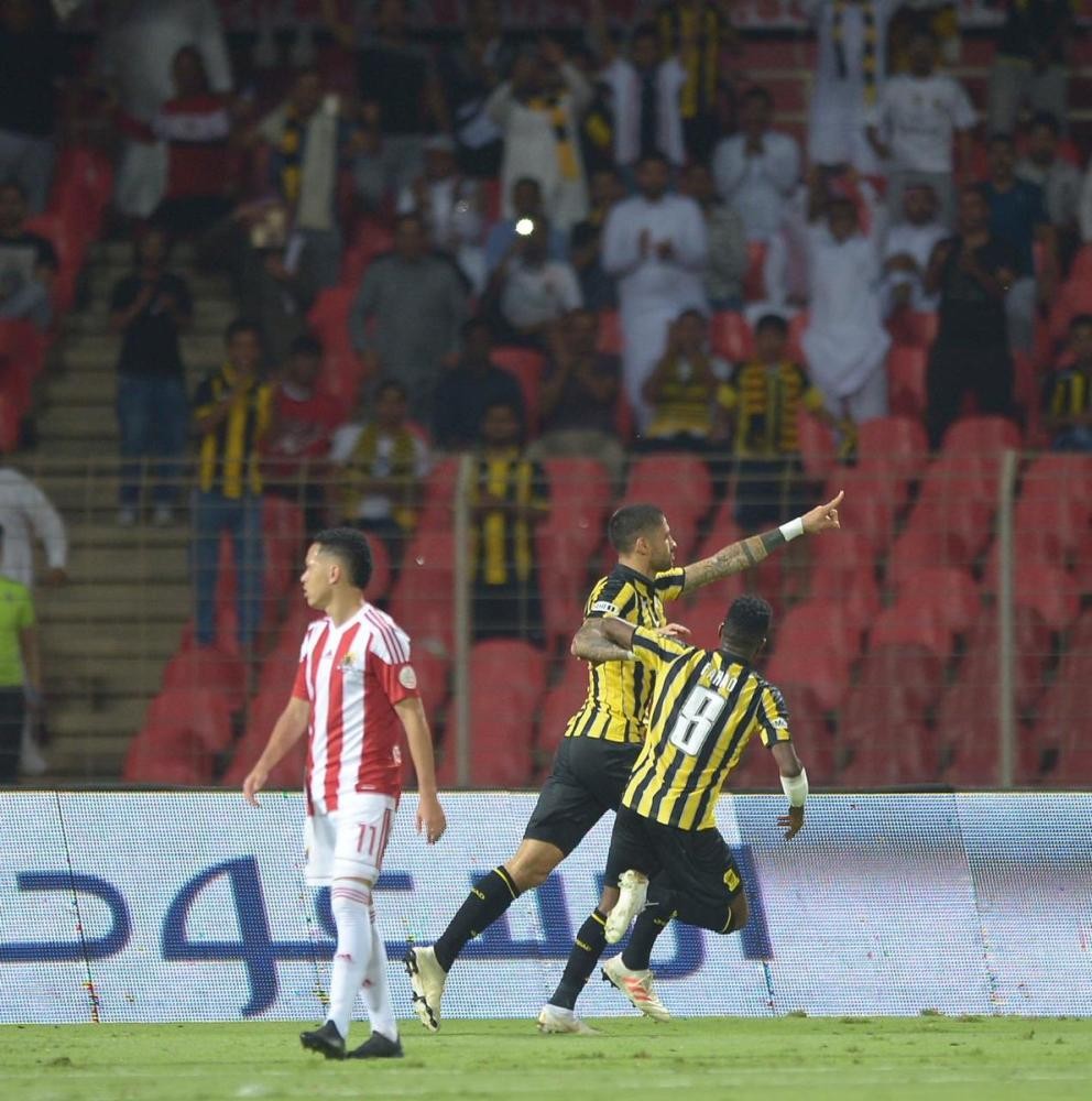 الاتحاد ينتفض بثنائية في شباك الوحدة