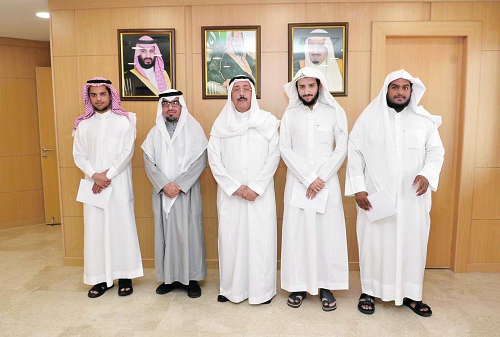 جامعة الإمام عبدالرحمن تهنئ الفائزين بمسابقة خادم الحرمين