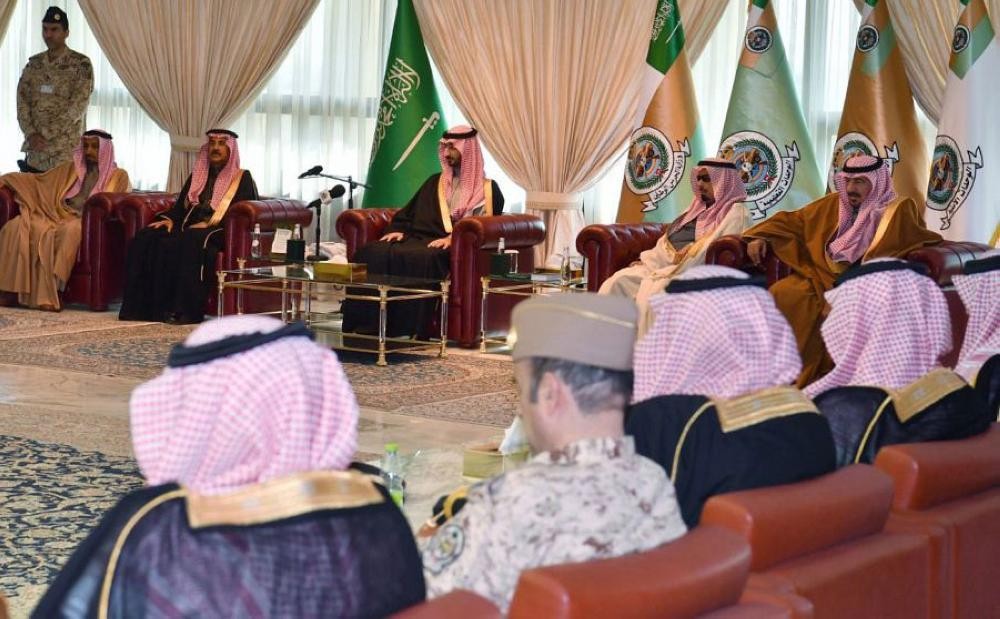 وزير الحرس الوطنى يستقبل أمراء الأفواج 