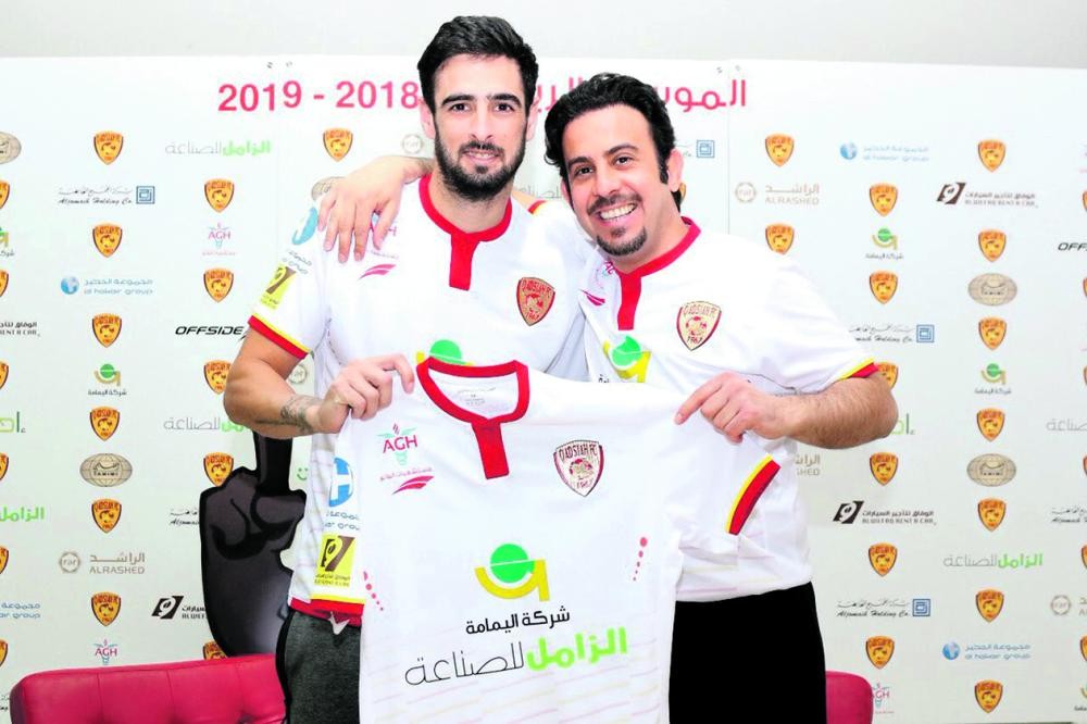 القادسية يجدد لريس ودونكان