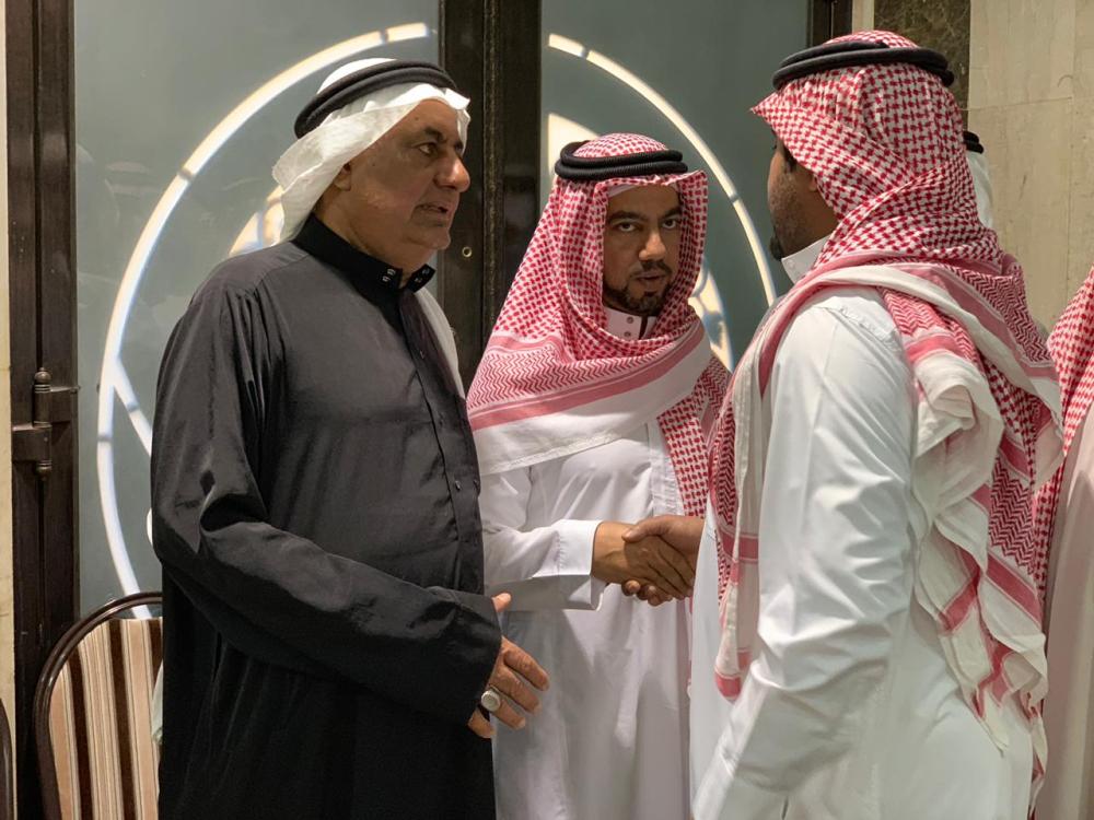 والد الطفل 