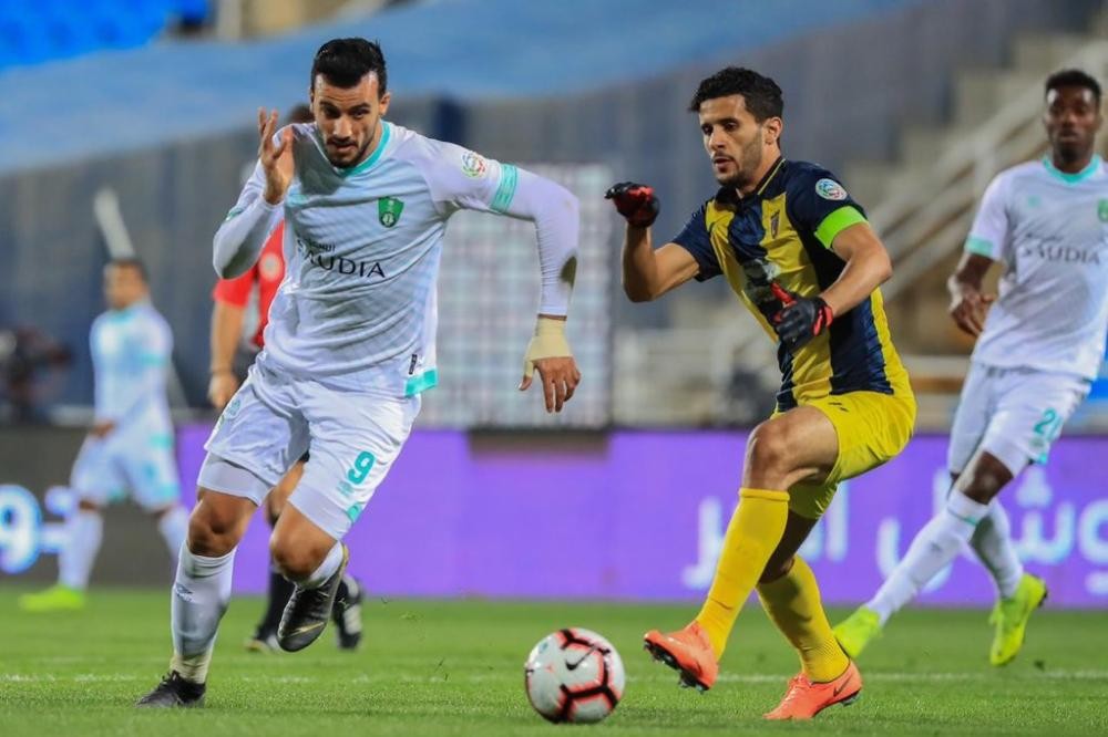 «الأهلي» يواصل الصحوة برباعية في «الحزم»