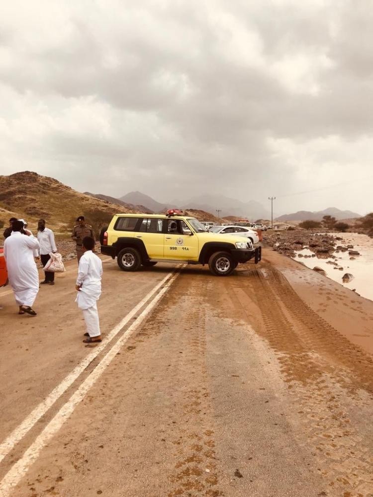 «مدني المدينة» ينقذ 111 شخصاً وينتشل جثة