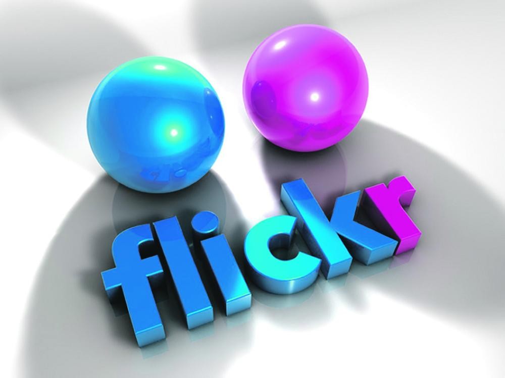 Flickr سيحذف صور المستخدمين تلقائيا