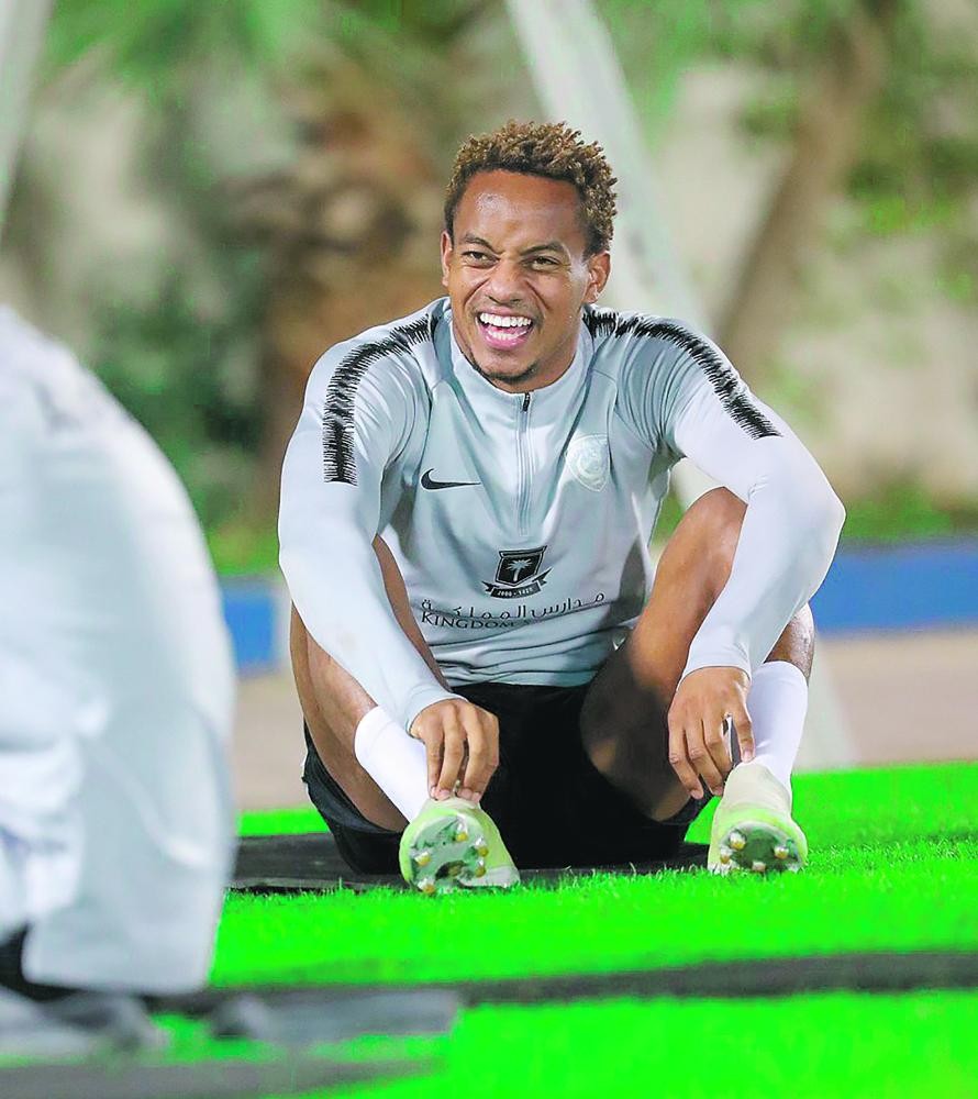 القوة الضاربة تدعم الهلال في «العربية»