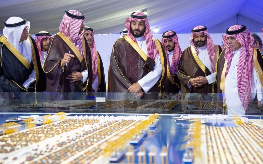 ولي العهد يدشن ميناء الملك عبدالله في رابغ
