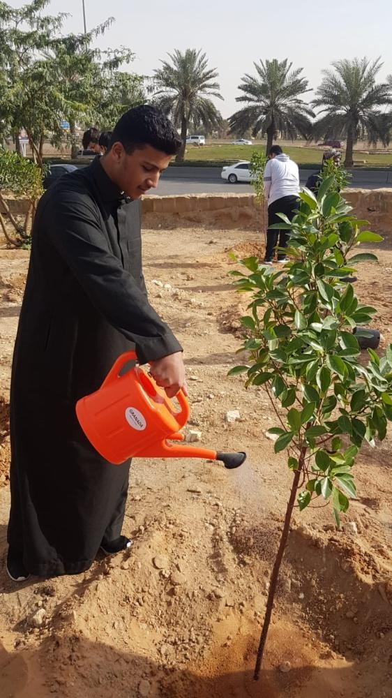 تدشن مبادرة الحزام الأخضر بالرياض .. 5 ملايين شجرة سنوياً