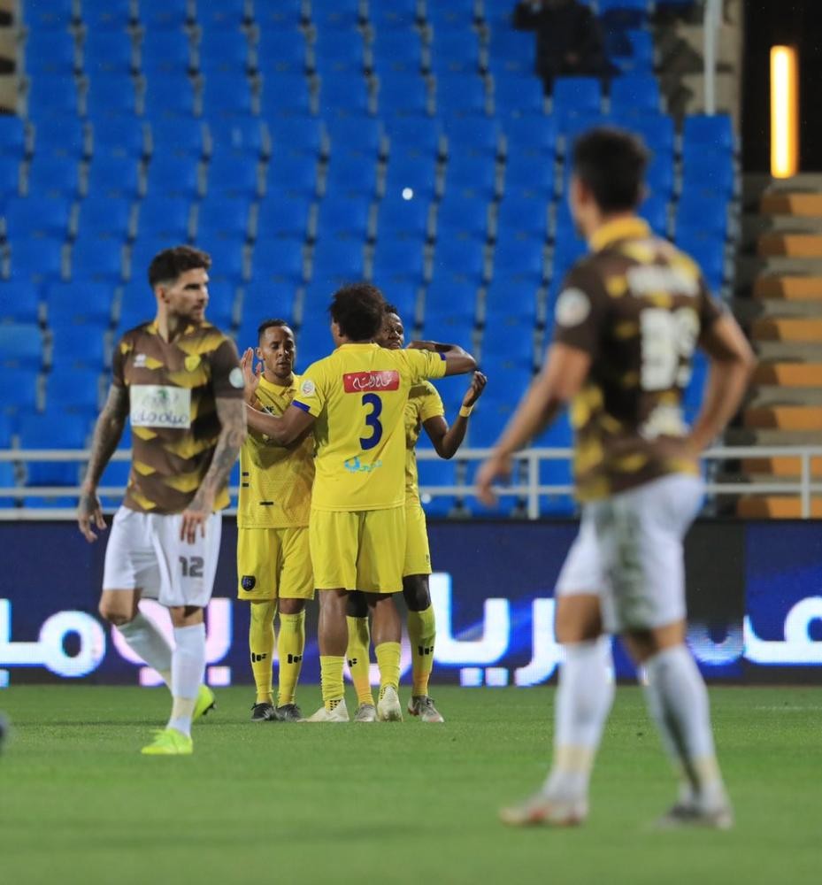 «التعاون» يثأر من «أحد» برباعية 