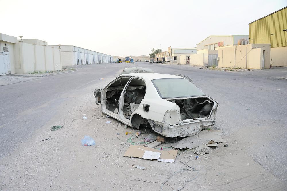 «خالدية الدمام» إهمال واختفاء الخدمات الأساسية