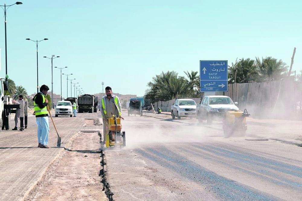 فتح المسار الجنوبي من طريق أُحد بالقطيف