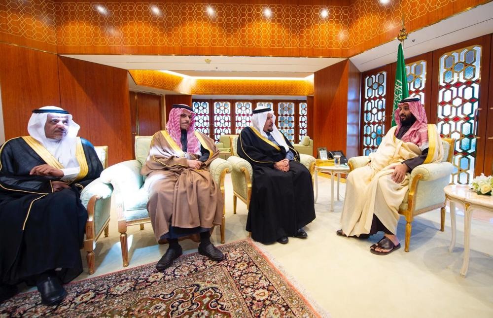 ولي العهد يستقبل سفراء المملكة المعينين