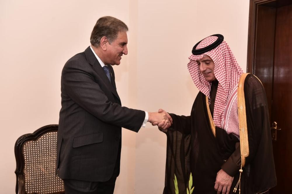 «الجبير» يلتقي وزير الخارجية الباكستاني