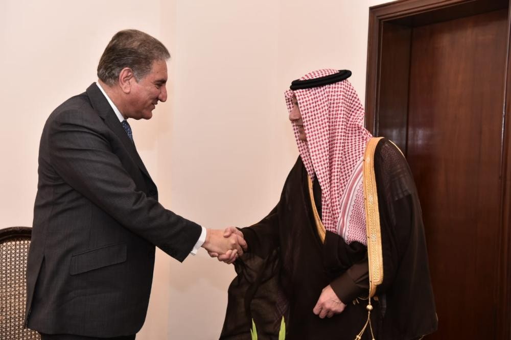 «الجبير» يلتقي وزير الخارجية الباكستاني