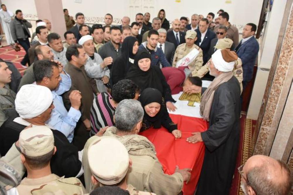 جنازة عسكرية لشهداء تفجير