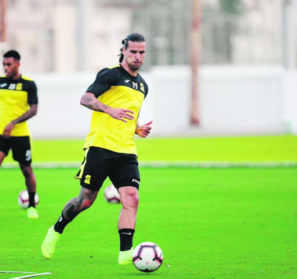 الاتحاد والهلال.. كلاسيكو كامل العدد
