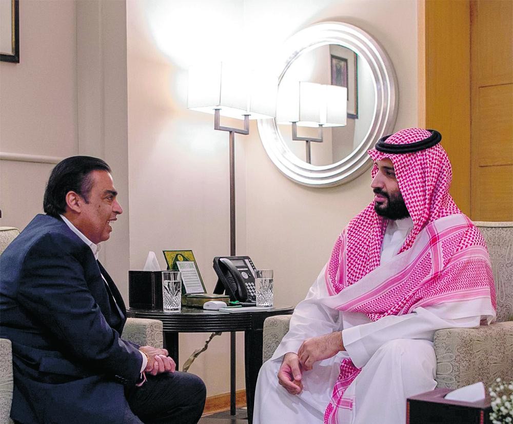ولي العهد يلتقي رئيس مجلس إدارة شركة ريلاينس