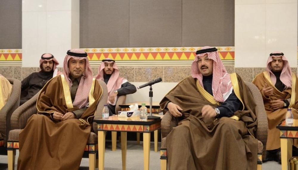 أمير عسير يناقش مع وزير الإسكان برامج الدعم السكني