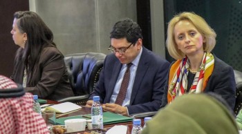«آل جابر» يطلع وفد «الكونجرس» على جهود إعمار اليمن