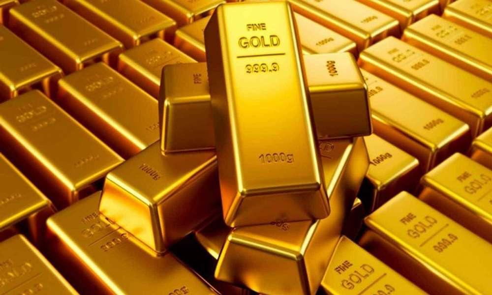 الذهب يهبط من أعلى مستوى في 10 أشهر