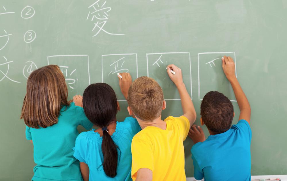 تدريس اللغة الصينية .. انفتاح على دول 