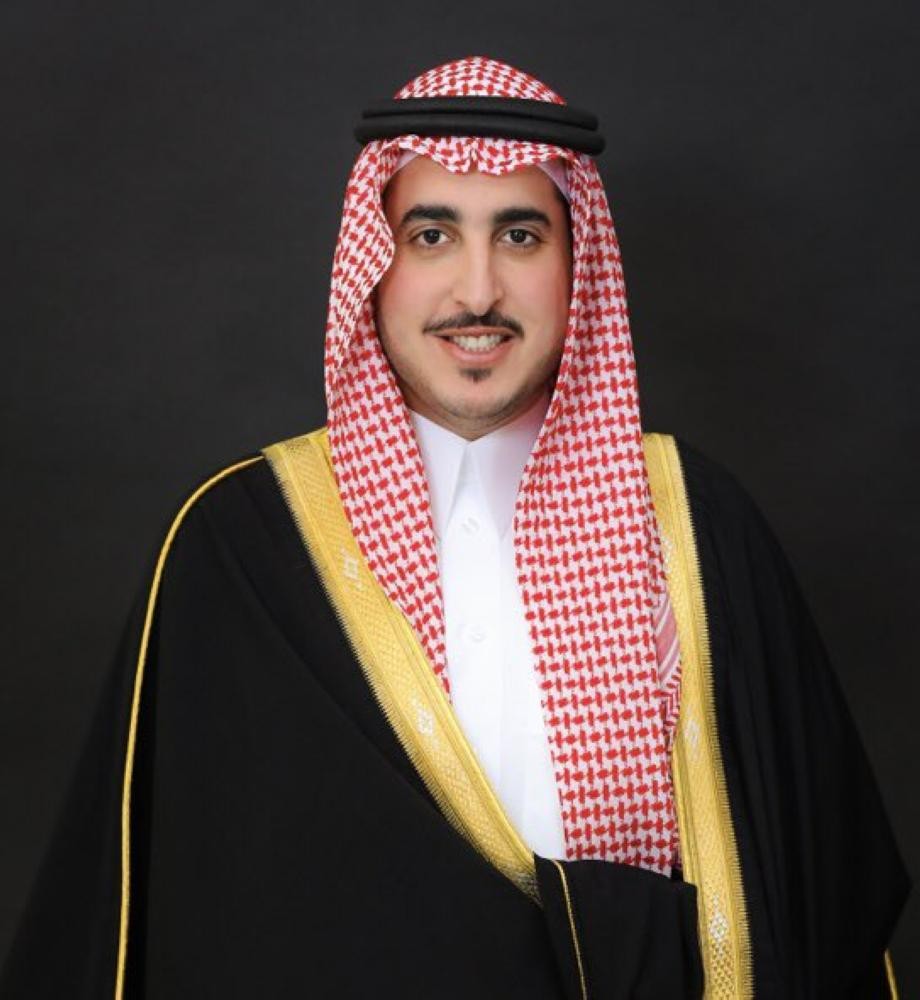 أمير الجوف يطمئن على صحة الطفل المفقود